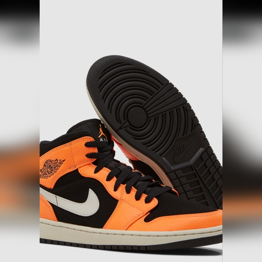 Air Jordan 1 Mids Black Cone, Mens Size 10 New With Tags, Deadstock